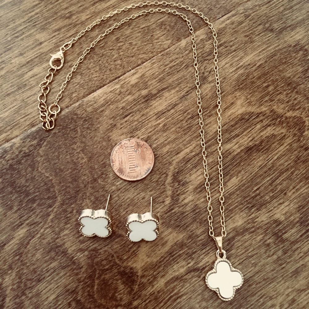 Clover Set - image 1